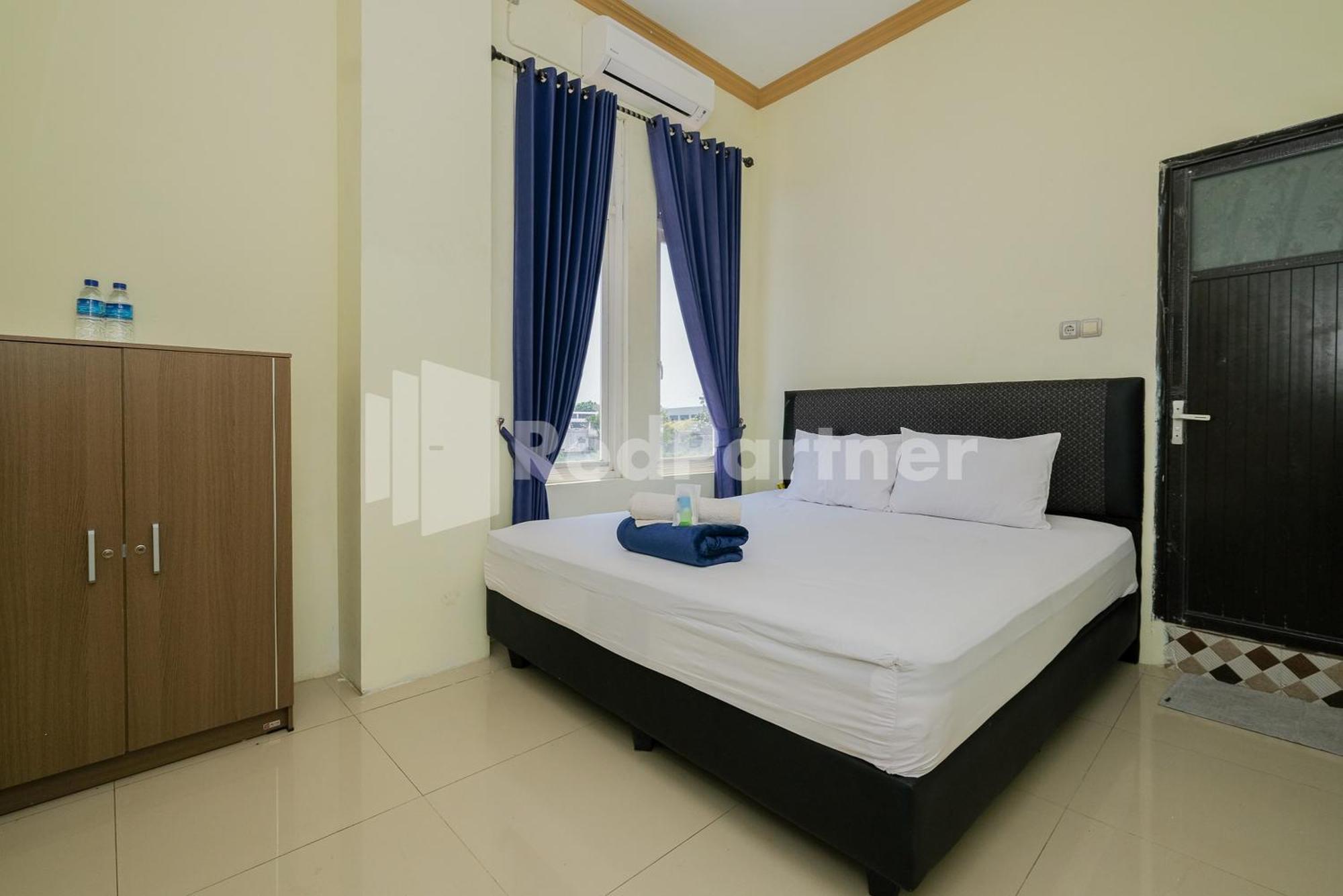 Grand Kencana Guesthouse Syariah Near Wisata Bahari Lamongan Paciran Exteriér fotografie