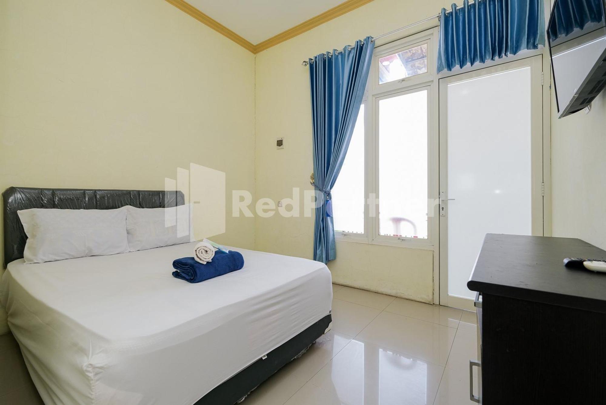 Grand Kencana Guesthouse Syariah Near Wisata Bahari Lamongan Paciran Exteriér fotografie