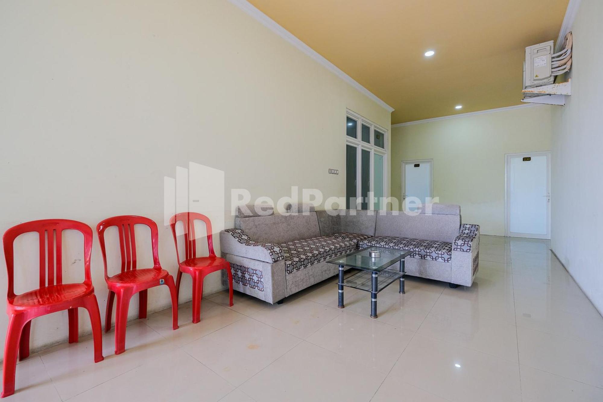 Grand Kencana Guesthouse Syariah Near Wisata Bahari Lamongan Paciran Exteriér fotografie