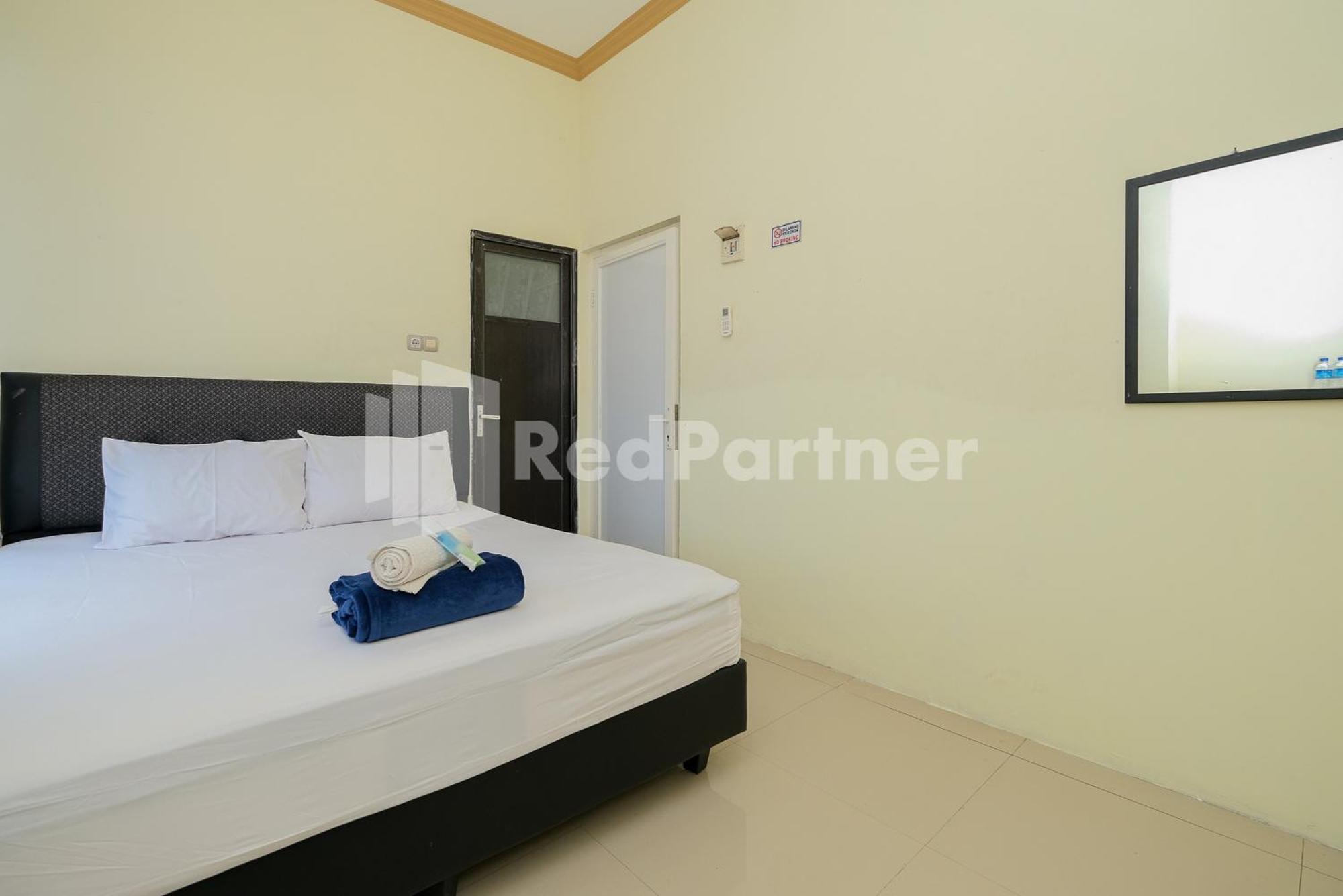 Grand Kencana Guesthouse Syariah Near Wisata Bahari Lamongan Paciran Exteriér fotografie